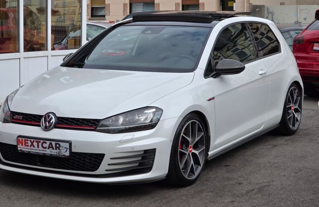 Golf Gti 230 con techo